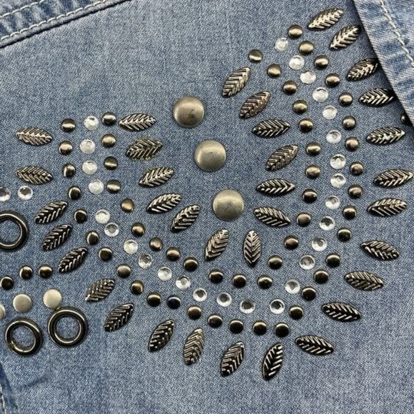 Christopher & Banks XL Western Blue Beaded Detail Shirt Roll Tab Sleeve - Picture 4 of 8